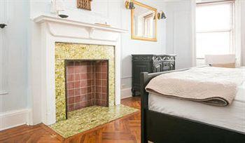Frühstückspension Lefferts Manor 3*