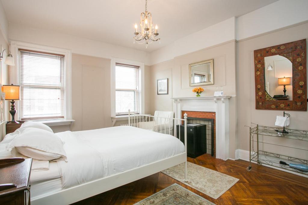 Frühstückspension Lefferts Manor 3*